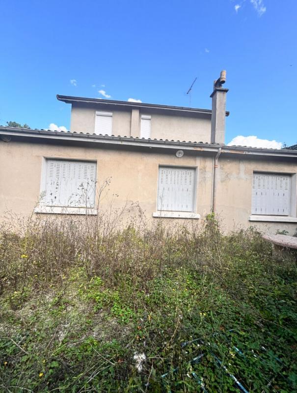 Maison - 100 m² - 6 pièces