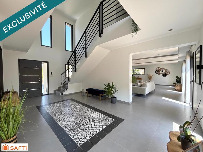 Maison - 314 m² - 6 pièces