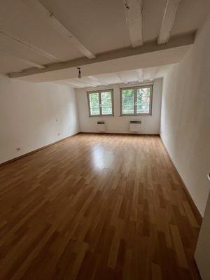 Appartement - 80 m² - 3 pièces