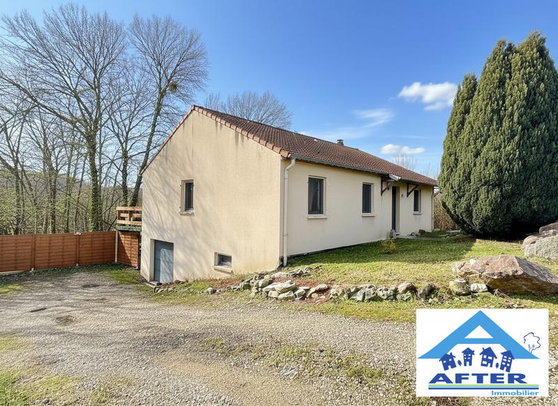 Maison - 102 m² - 6 pièces