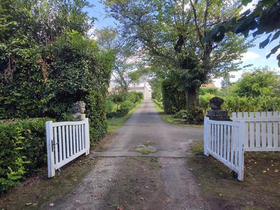 Maison ancienne - 378 m² - 11 pièces