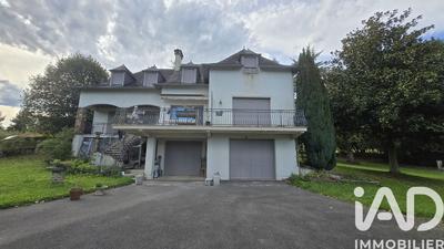 Maison de campagne - 240 m² - 7 pièces