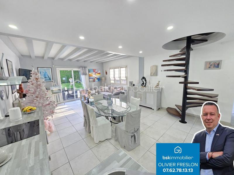 Maison de ville - 133 m² - 5 pièces