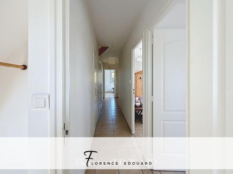 Maison - 141 m² - 8 pièces