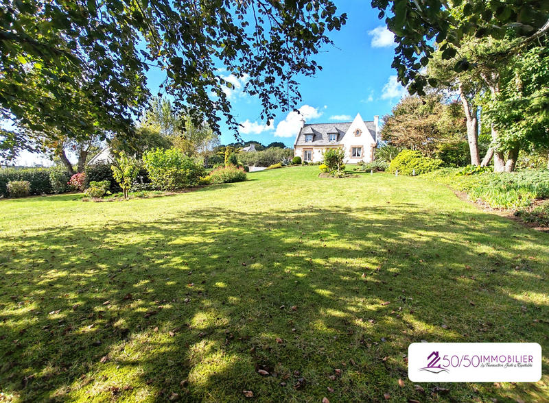 Maison - 160 m² - 7 pièces