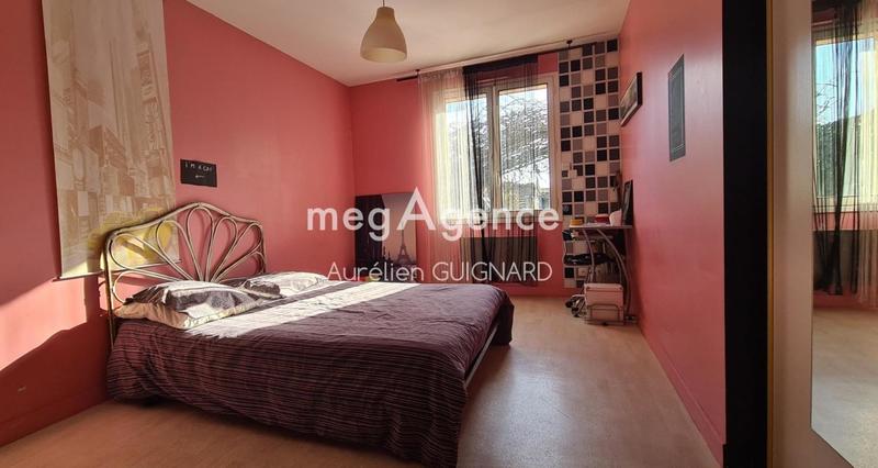 Maison - 153 m² - 9 pièces