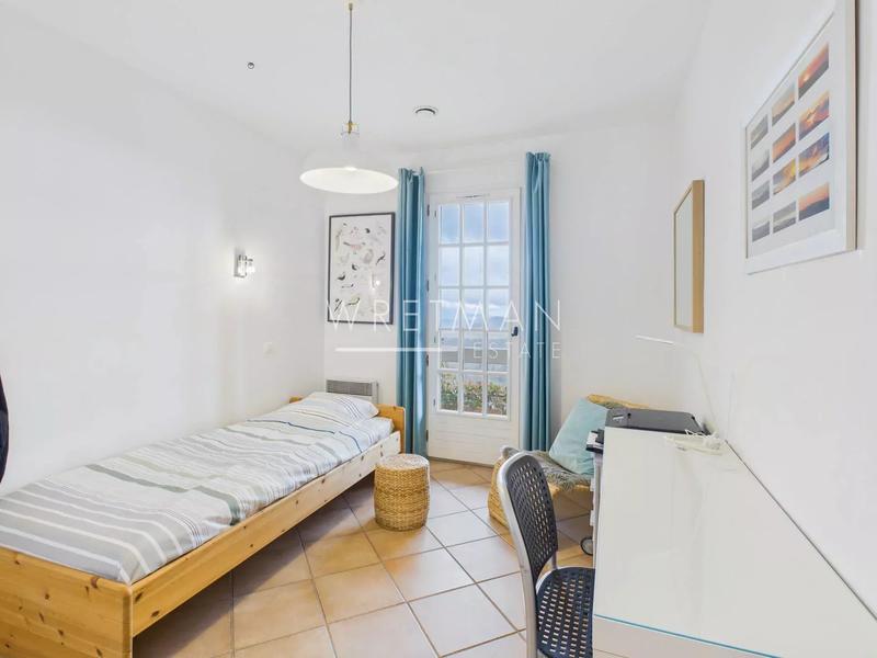 Villa - 185 m² - 7 pièces