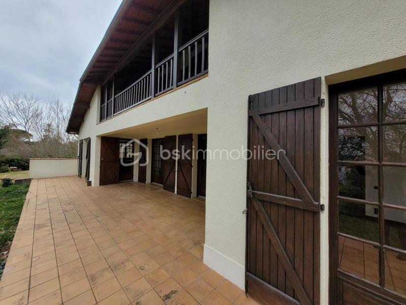 Maison traditionnelle - 155 m² - 6 pièces