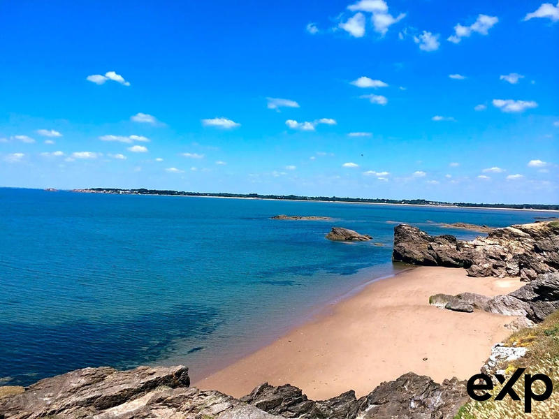 Maison traditionnelle - 110 m² - 8 pièces