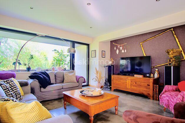 Maison - 192 m² - 8 pièces