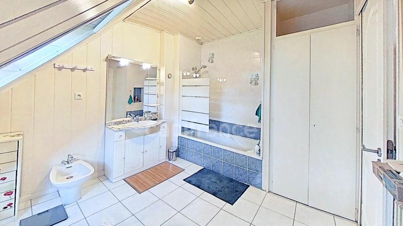 Maison - 132 m² - 5 pièces