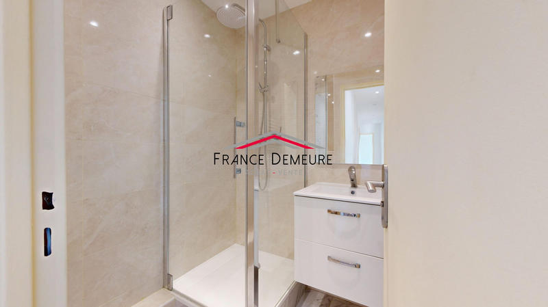 Appartement - 106 m² - 5 pièces