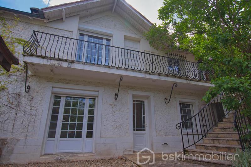 Maison ancienne - 151 m² - 6 pièces