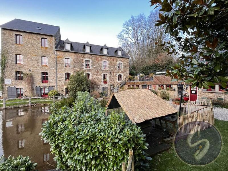 Moulin - 616 m² - 19 pièces