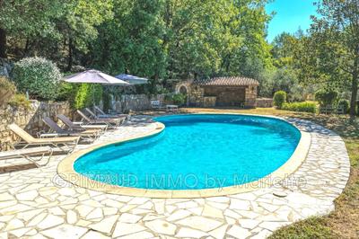 Propriété - 400 m² - 10 pièces