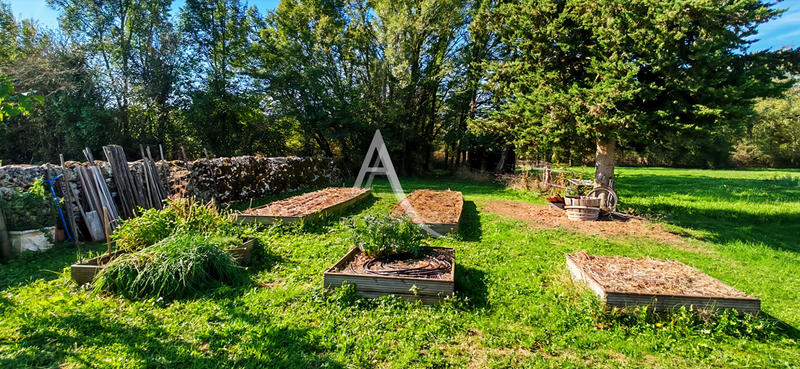 Maison - 196 m² - 6 pièces