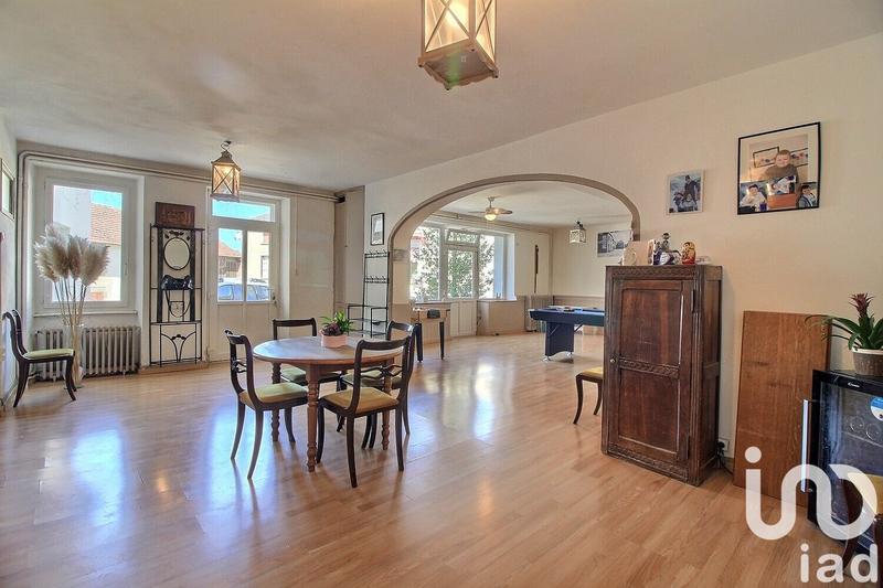 Maison de village - 332 m² - 14 pièces