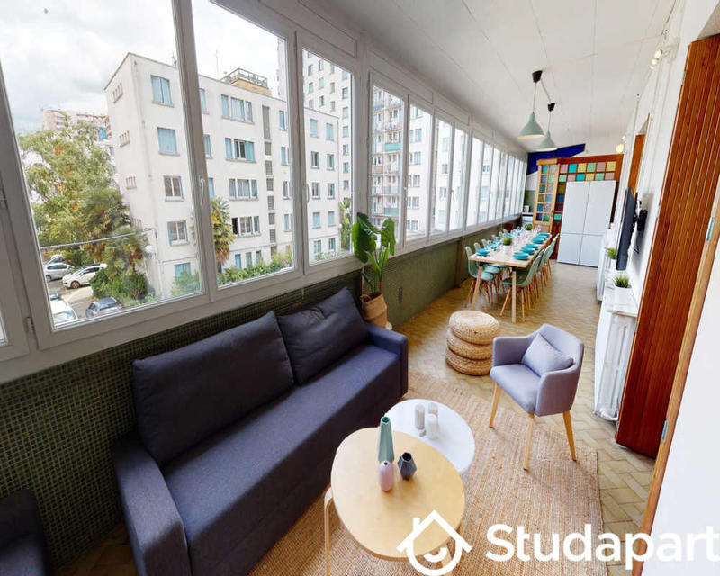 Chambre - 77 m² - 1 pièce