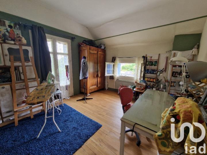 Maison - 167 m² - 8 pièces