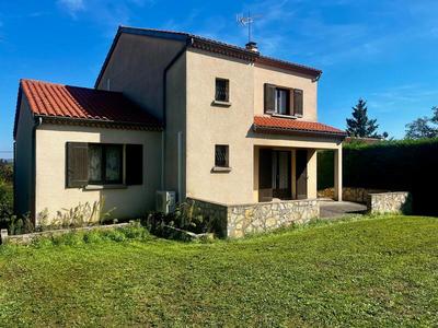 Maison - 1 m² - 6 pièces