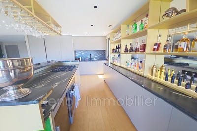 Appartement - 90 m² - 3 pièces