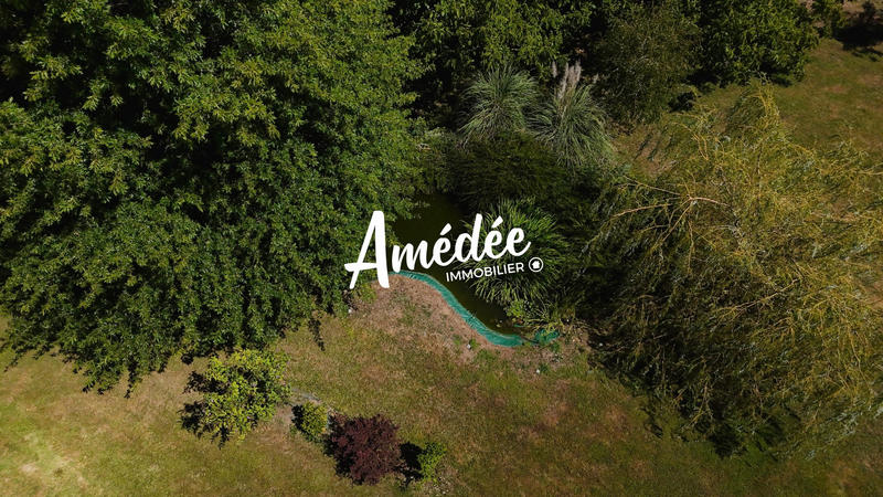 Maison traditionnelle - 195 m² - 9 pièces