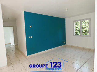 Maison - 87 m² - 5 pièces