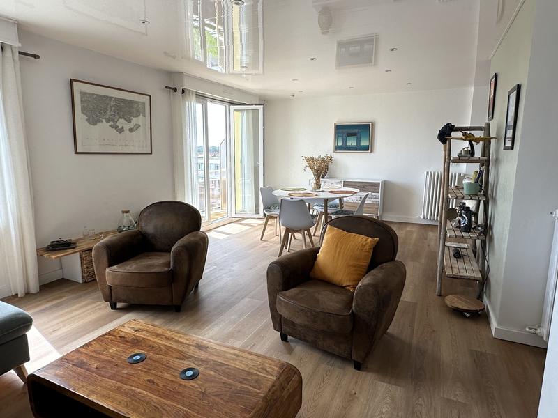 Appartement - 60 m² - 2 pièces