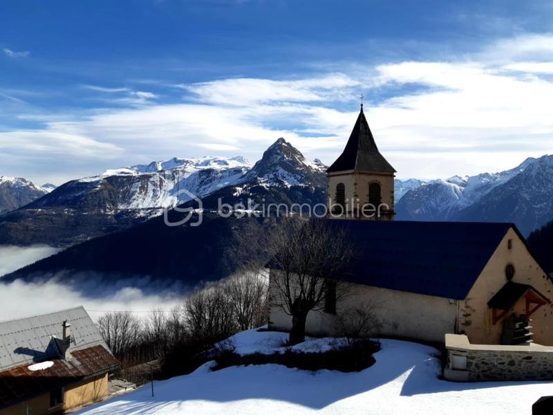 Maison - 96 m² - 5 pièces