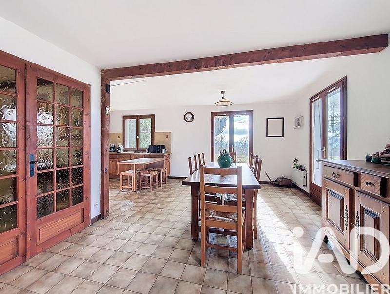 Maison - 92 m² - 4 pièces