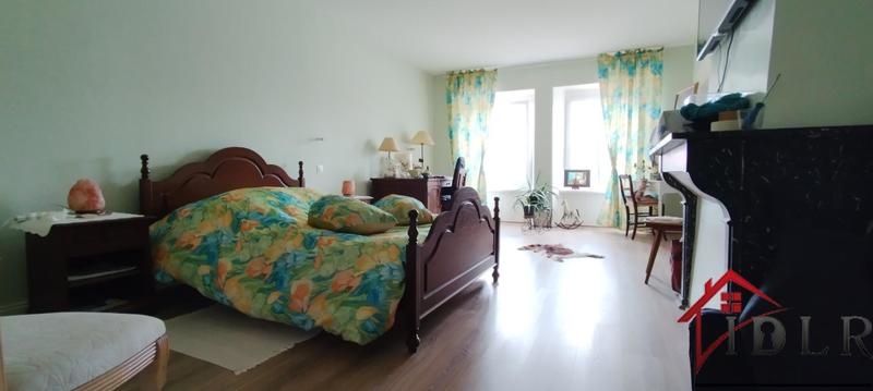 Corps de ferme - 220 m² - 7 pièces