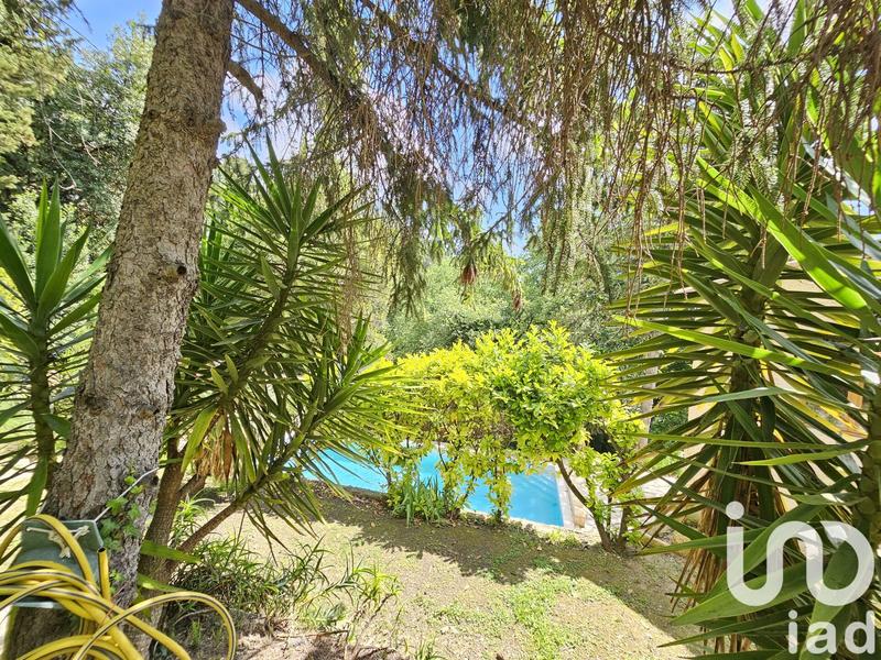 Maison - 250 m² - 9 pièces