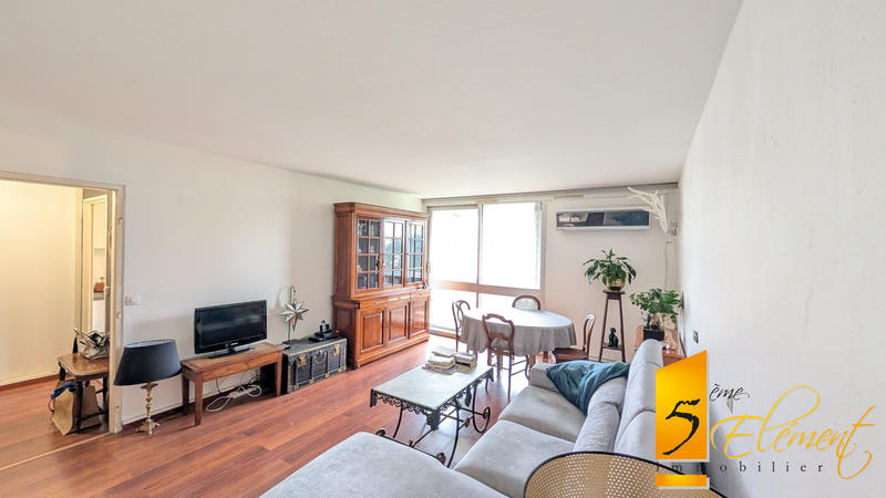 Appartement - 75 m² - 3 pièces