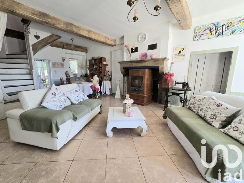 Maison de village - 212 m² - 7 pièces