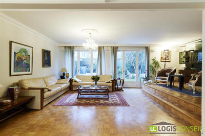 Maison - 142 m² - 6 pièces