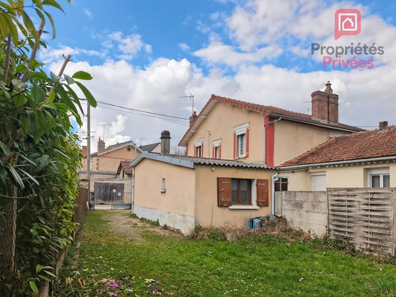 Maison - 90 m² - 4 pièces