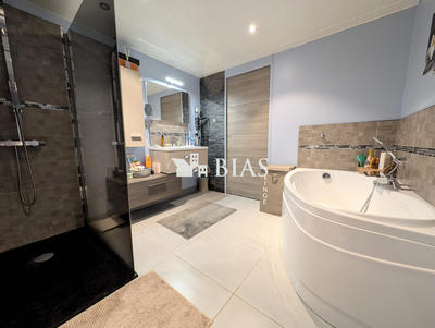 Maison ancienne - 140 m² - 5 pièces