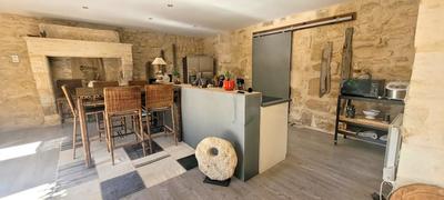 Maison - 258 m² - 4 pièces