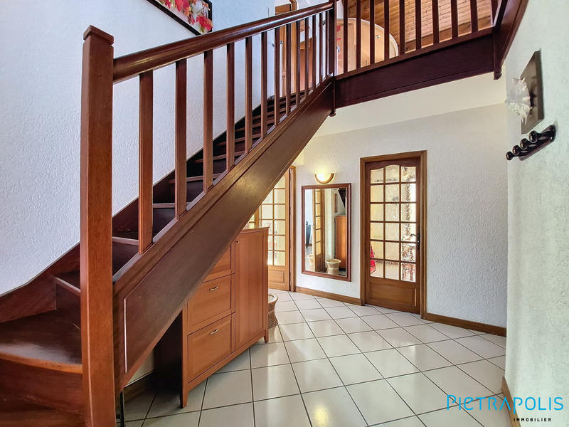 Maison - 162 m² - 7 pièces