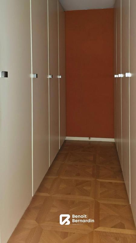 Appartement - 280 m² - 7 pièces