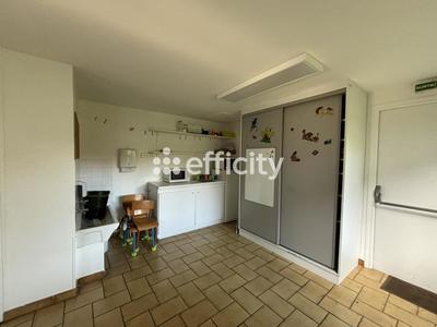 Bureau - 62 m² - 1 pièce