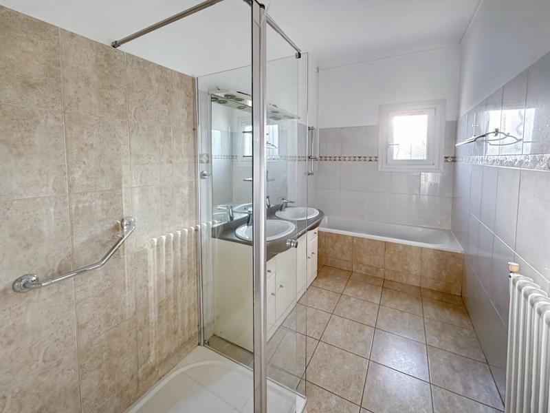 Maison - 100 m² - 3 pièces