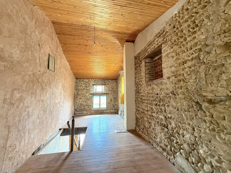 Maison - 160 m² - 4 pièces