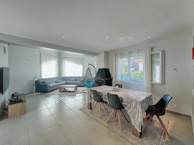 Maison - 130 m² - 5 pièces