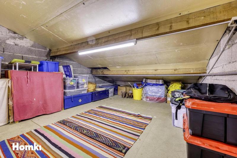 Maison - 92 m² - 4 pièces