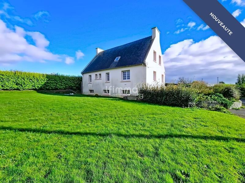 Maison - 165 m² - 8 pièces