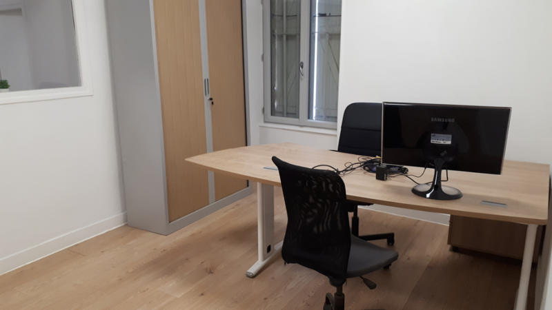 Local commercial - 126 m² - 4 pièces