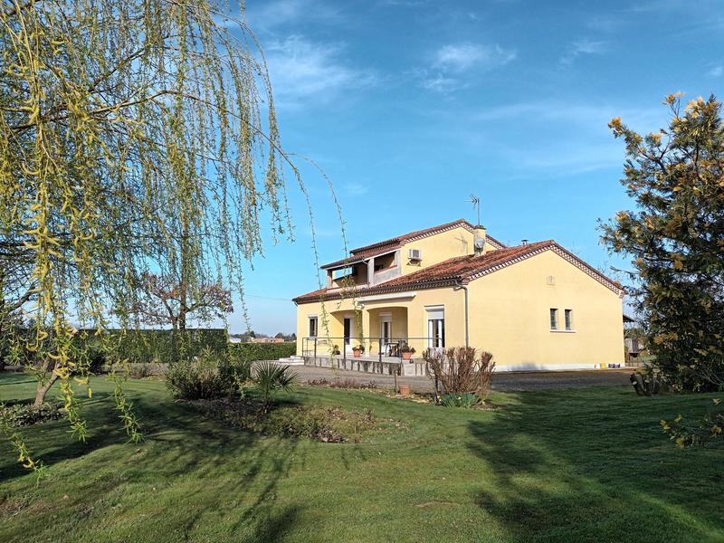 Maison - 138 m² - 7 pièces