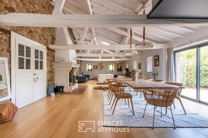 Maison - 387 m² - 12 pièces