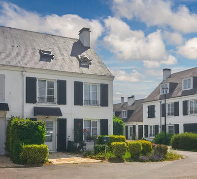 Maison - 139 m² - 5 pièces